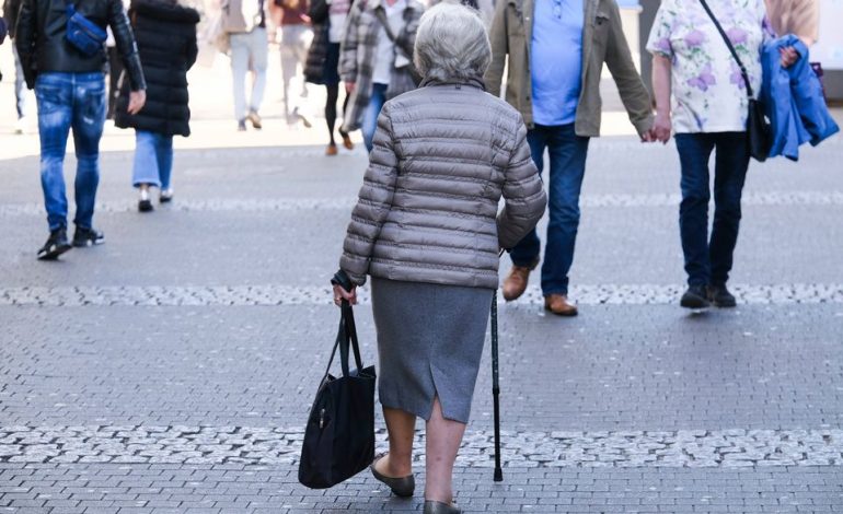 Rentenkommission widerspricht Berichten über Erhöhung des Renteneintrittsalters