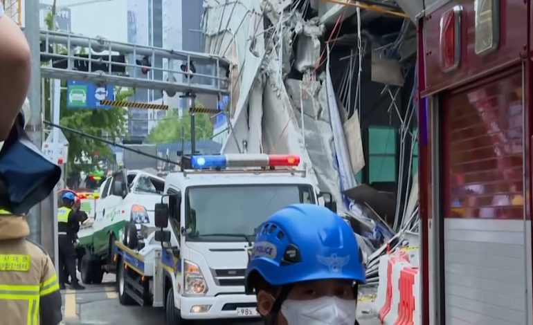 Trümmer, Tote und Verletzte in Südkorea: Einsturz einer alten Brücke