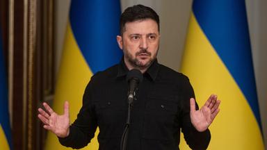 Präsident Selenskyj hebt Bedeutung ukrainischer Langstreckenwaffen hervor