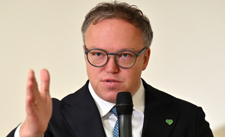 Voigt kritisiert AfD-Pläne zur Kürzung staatlicher Leistungen an Kirchen
