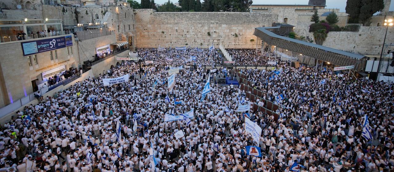 Nationalistischer Flaggenmarsch in Jerusalem führt zu Auseinandersetzungen