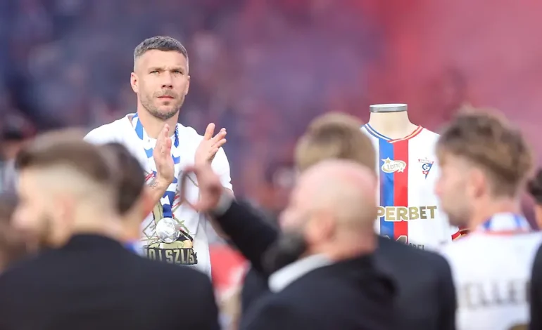 Prinz Poldi wird zum „Boss“ nach großem Abschied