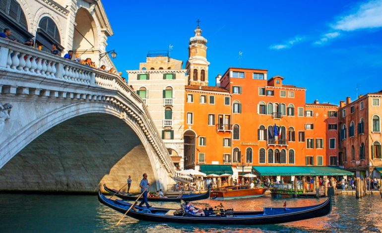 Erfolg des rechten Lagers bei den Kommunalwahlen in Italien