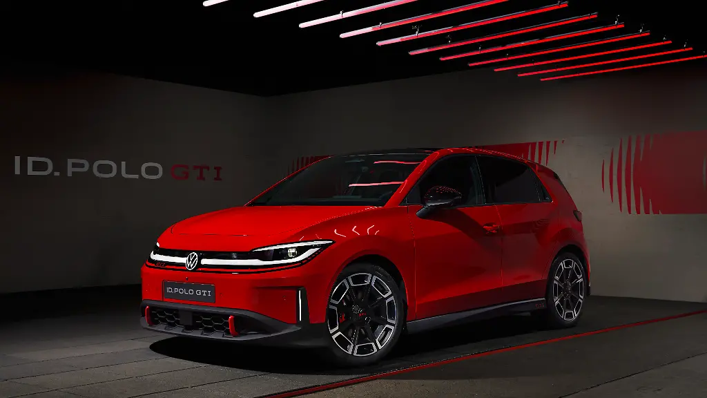 Volkswagen enthüllt den elektrischen ID.Polo GTI: Innovativer Kleinwagen mit GTI-Tradition