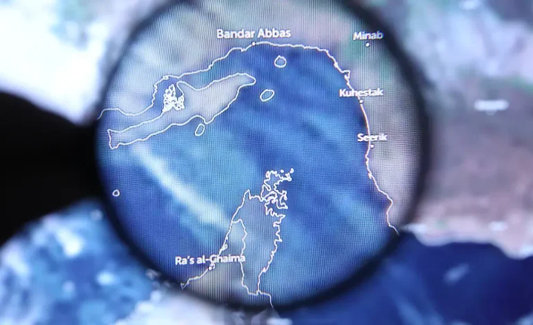 USA attackieren Frachtschiff im Golf von Oman