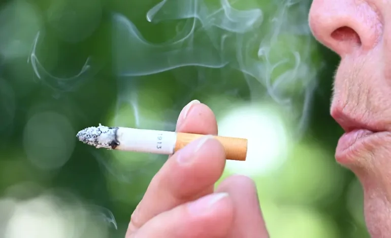 Forderung nach höheren Preisen für Zigaretten und Vapes