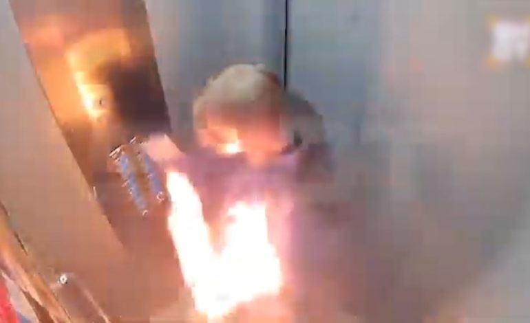 Explosion einer Powerbank im Fahrstuhl