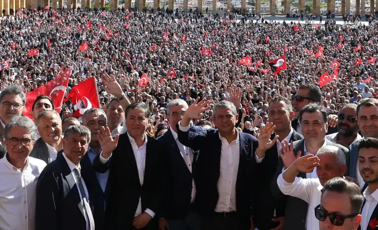 Abgesetzter Oppositionschef erhebt schwere Vorwürfe gegen Erdogan