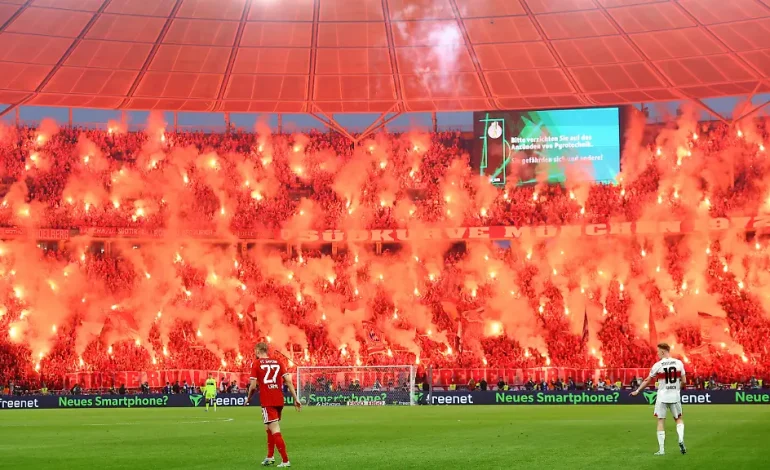 Proteste der Fans gegen den DFB beim Pokalfinale