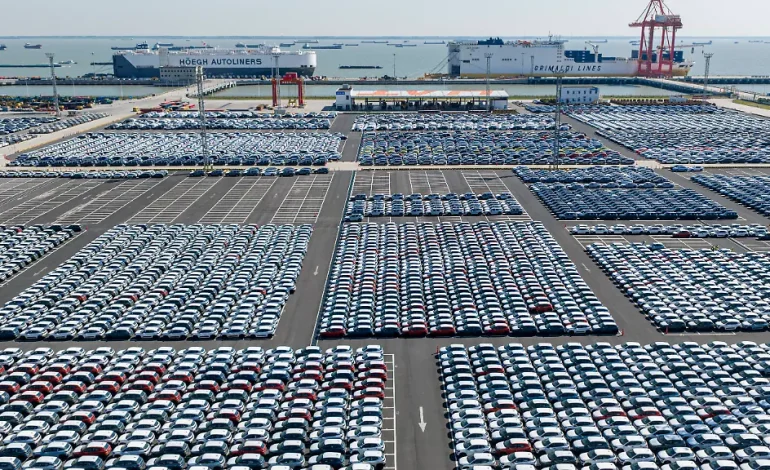 Chinas Wirtschaft schwächt sich überraschend ab