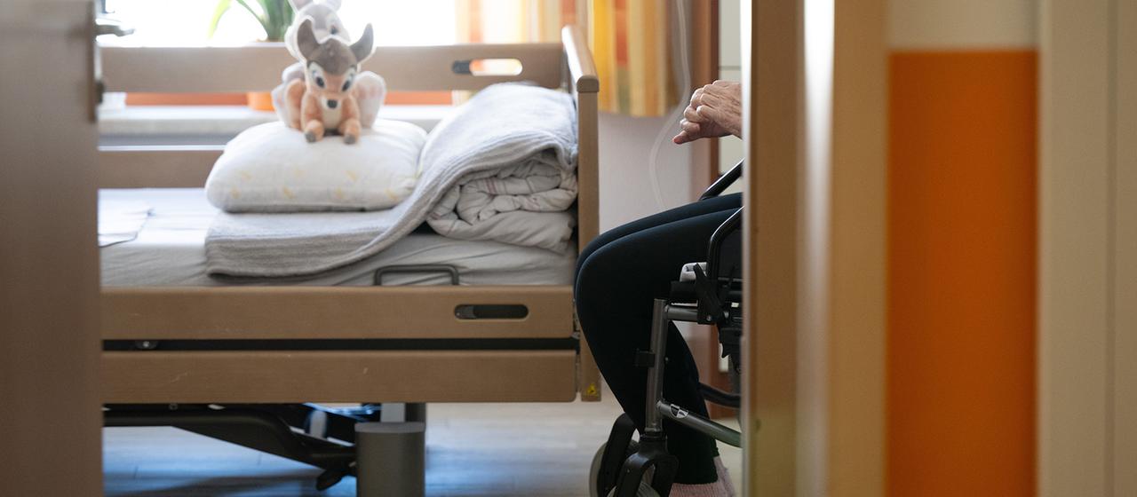 Pläne zur Pflegeversicherung und höhere Beiträge für Kinderlose