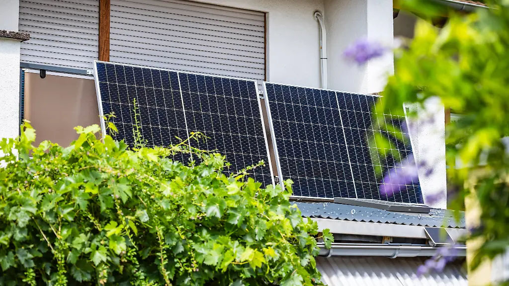 Effiziente Solarlösung im Balkonkraftwerk-Set