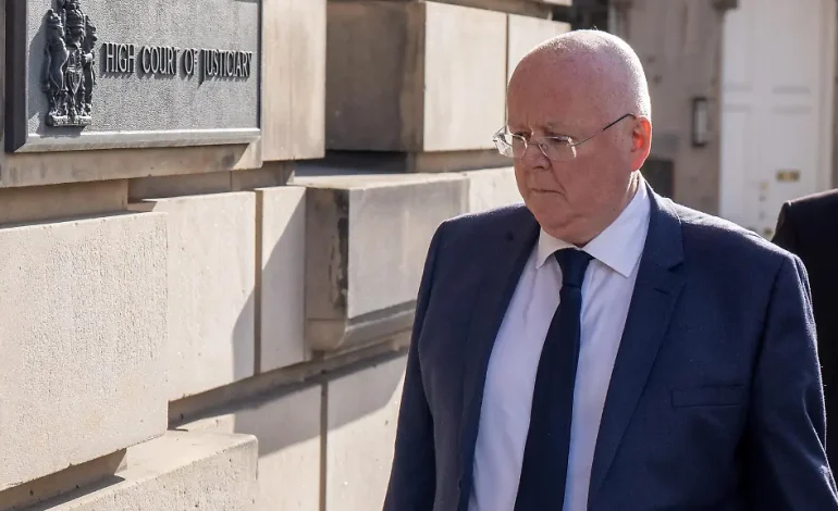 Peter Murrell bekennt sich der Veruntreuung schuldig