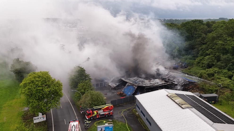 Brand in Kunststoff-Produktion in NRW