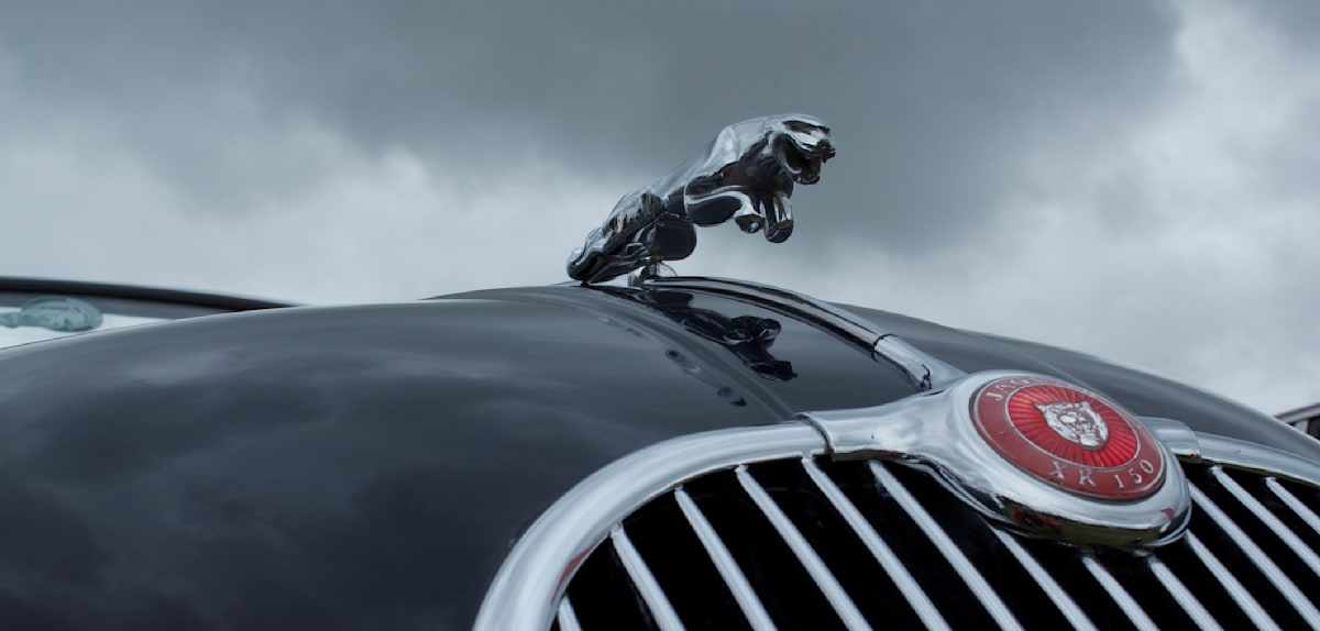 Jaguar Land Rover: Gewinneinbruch durch Cyberangriff und Produktionsstopp