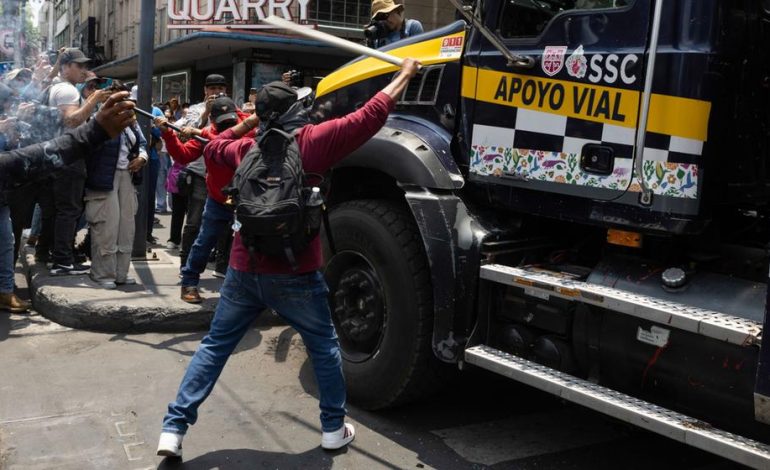Eskalierende Lehrerproteste in Mexiko kurz vor der WM