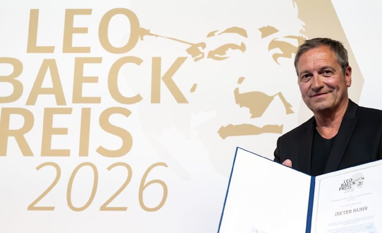 Dieter Nuhr erhält den Leo-Baeck-Preis