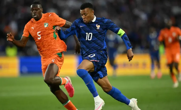 Frankreich unterliegt Elfenbeinküste