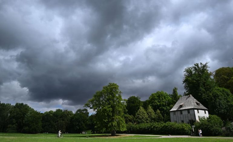 Meteorologischer Sommeranfang: Gewitter gefolgt von Sonnenschein