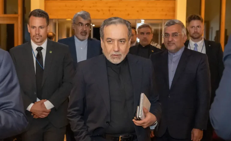 Gespräche zwischen USA und Iran unterbrochen nach Trump-Drohung