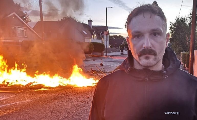 Zweite Nacht der Ausschreitungen in Belfast