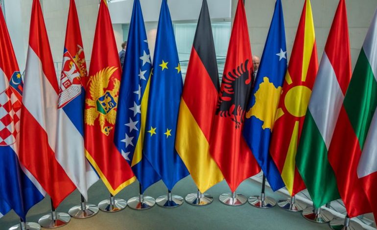 EU-Beitritt der Westbalkan-Staaten: Fortschritte und Alternativen