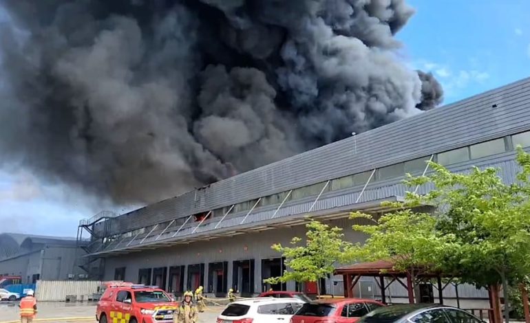Feuer in Honda-Fabrik in Barcelona
