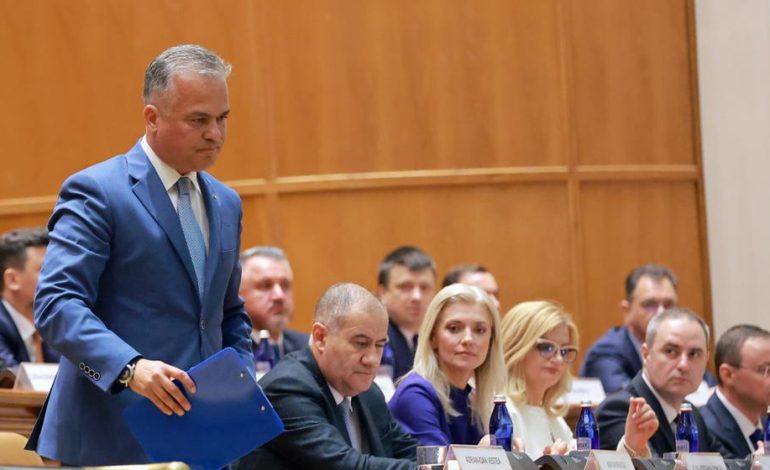 Politische Krise in Rumänien: Adrian Vestea als Regierungschef abgelehnt