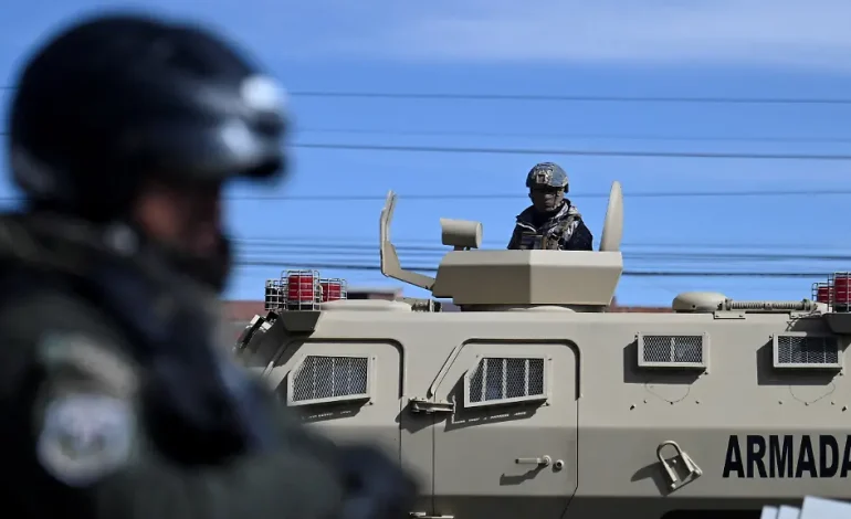 Militärflugzeug-Absturz in Bolivien: Tragödie inmitten einer Krise