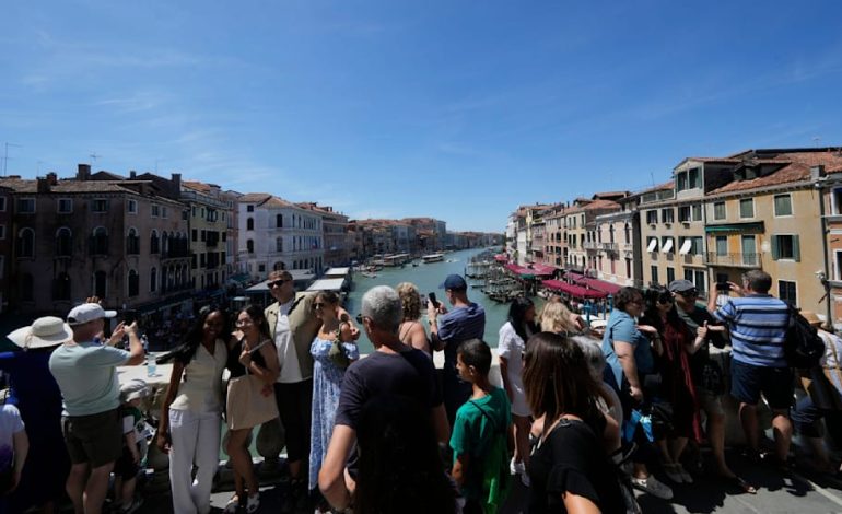 Gepäckdiebstahl in Venedig: Polizei warnt Touristen