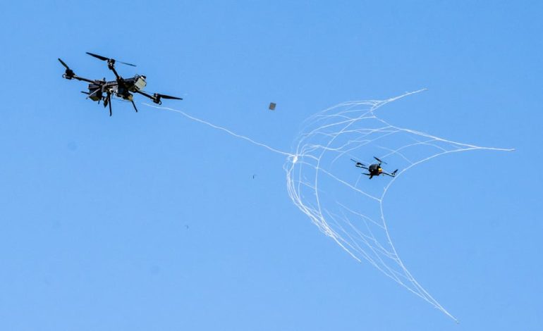 Iran-nahe Hackergruppe droht mit Drohnenangriffen bei der WM