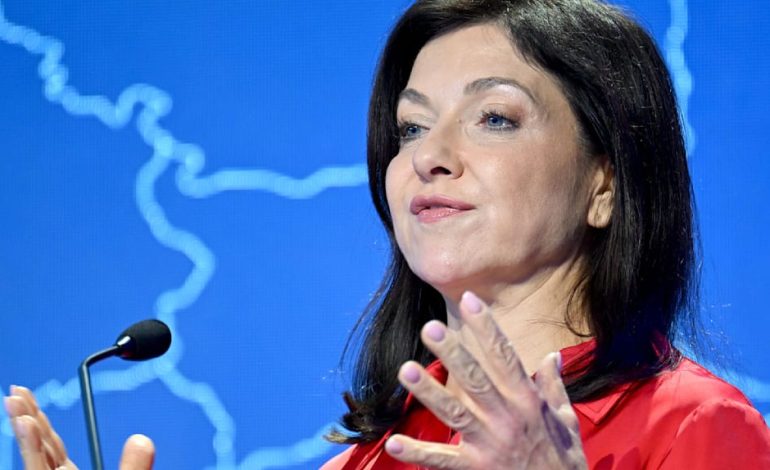 Kritik an Bundeswirtschaftsministerin Katherina Reiche bei Personalversammlung