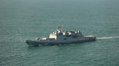 Russisches Kriegsschiff feuert Warnschüsse im Ärmelkanal ab