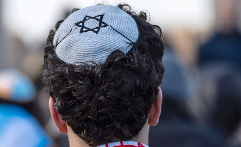 Mann in Berlin wegen antisemitischem Angriff festgenommen