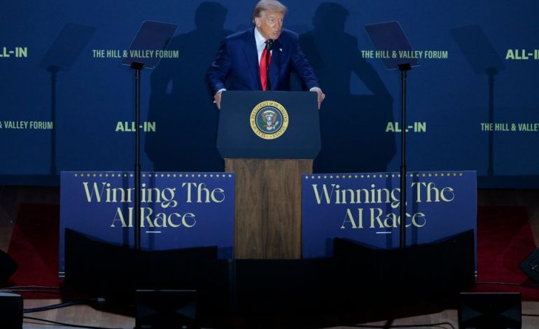 Donald Trump spricht auf KI-Konferenz 2025 über Regierungspläne