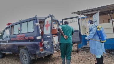 Aktuelle Nachrichten: Ebola-Ausbruch und Fußball in den USA