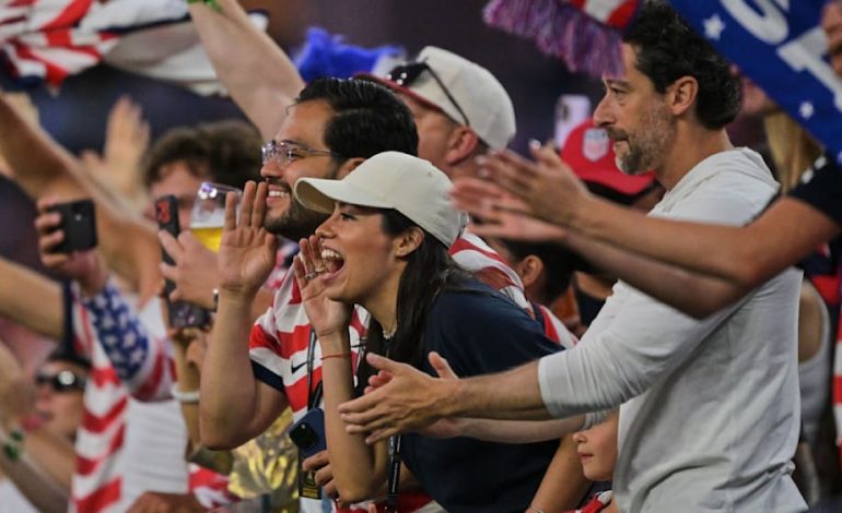 USA Beeindruckt bei Heim-WM gegen Paraguay