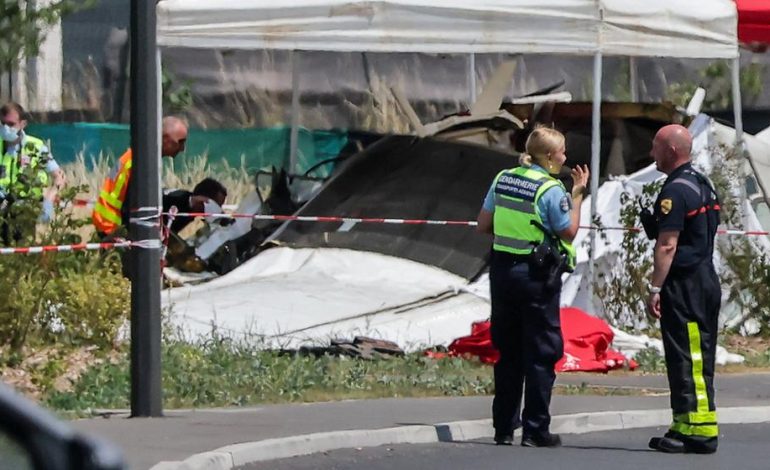 Elf Tote bei Flugzeugabsturz in Frankreich