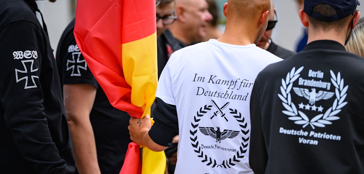 Grüne kritisieren Innenminister wegen Umgang mit Rechtsextremismus