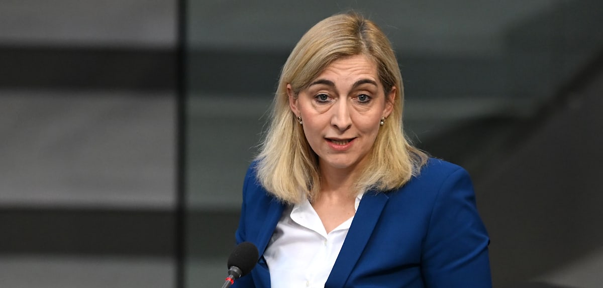Warken kündigt mögliche weitere Einsparungen in der GKV an