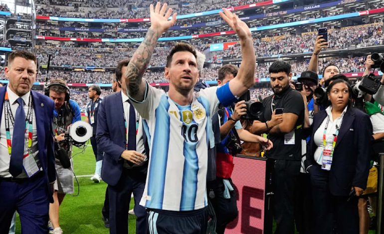 Schiedsrichter-Kontroverse nach Messi-Tor