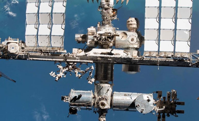 Leck in der ISS: Astronauten ziehen sich in Raumkapsel zurück