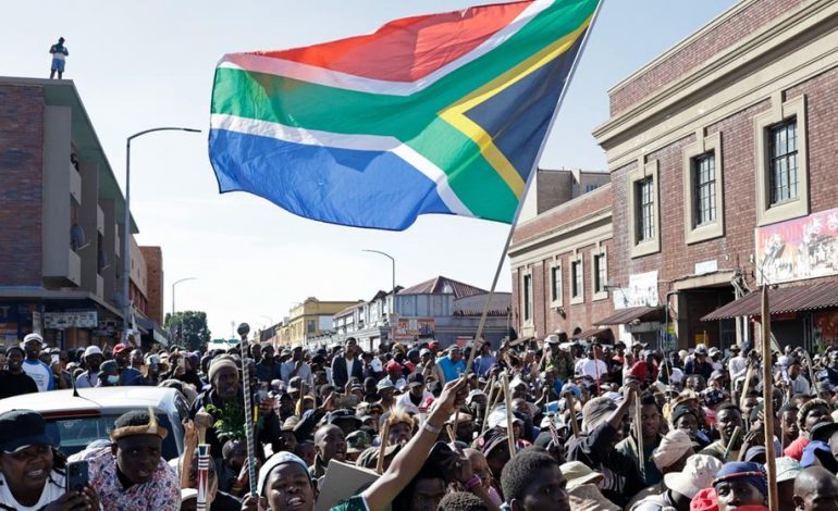 Südafrika kämpft mit gewalttätigen Protesten gegen illegale Einwanderung