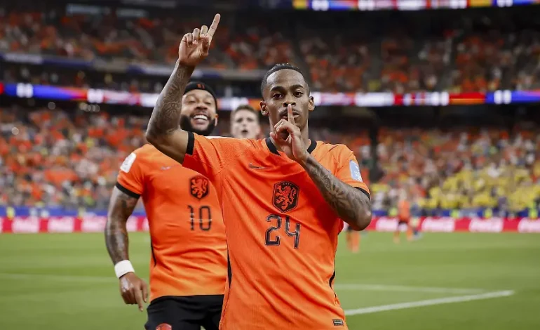 Van der Vaart sorgt für Wirbel – Kritik an Niederlande-Stars