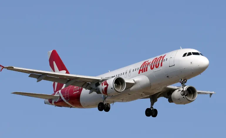 Code für Flugzeugentführung: Passagierjet sendet irrtümlich Notruf – Abfangjäger steigen auf