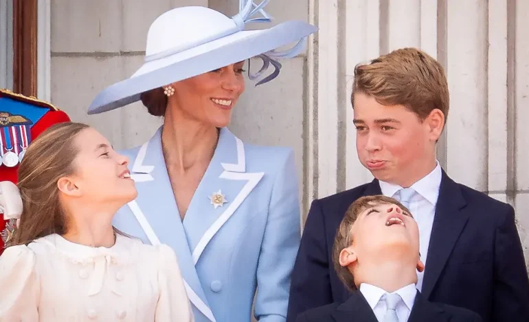 Prinz George besucht Eton College