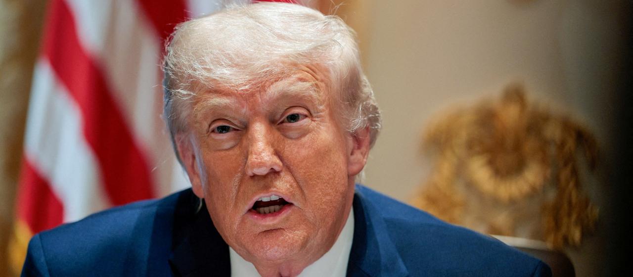 Israel and Hisbollah Agree to Ceasefire, Trump Speaks of De-escalation