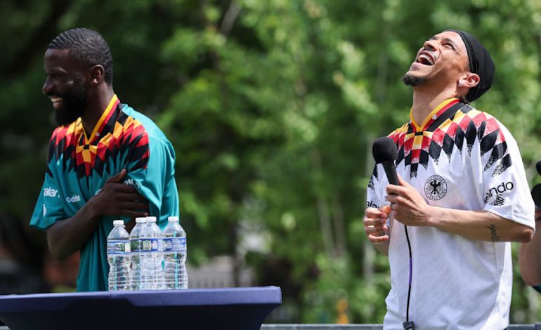 DFB-Spieler zu Besuch in Chicago