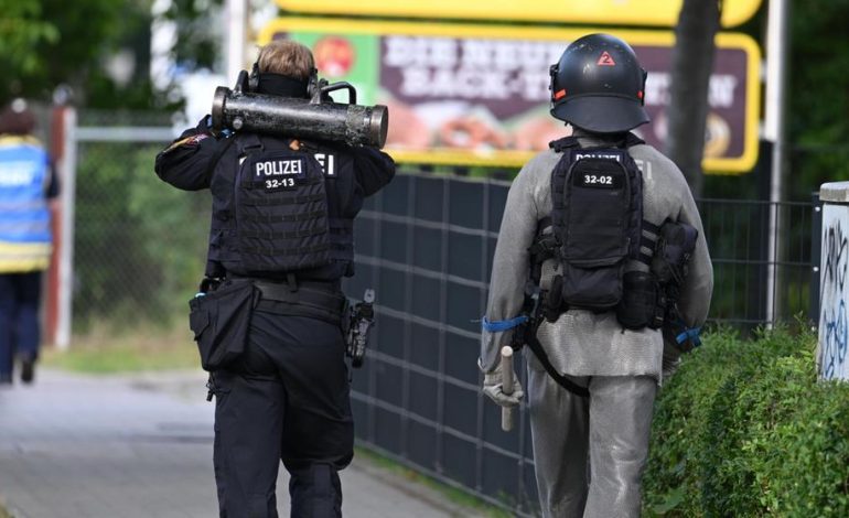 Mutmaßlicher Täter nach Messerangriff in Regensburger Bank vor Haftrichter