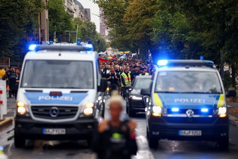 Politische Reaktionen auf Schicksalsschläge und Brände in Europa